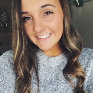 Meet your Posher, Kelly